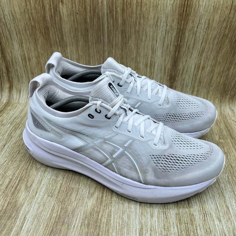 ASICS Gel-Kayano 31 Men's‎ Size 12 White Grey Running Shoes Sneakers 1011B867